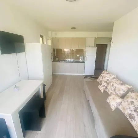 Marlene Residence Mamaia Sat Love hotel